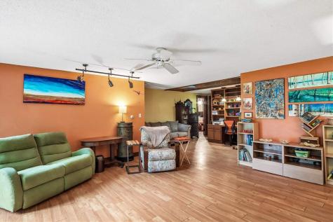3244 170th Street Riverside IA 52327
