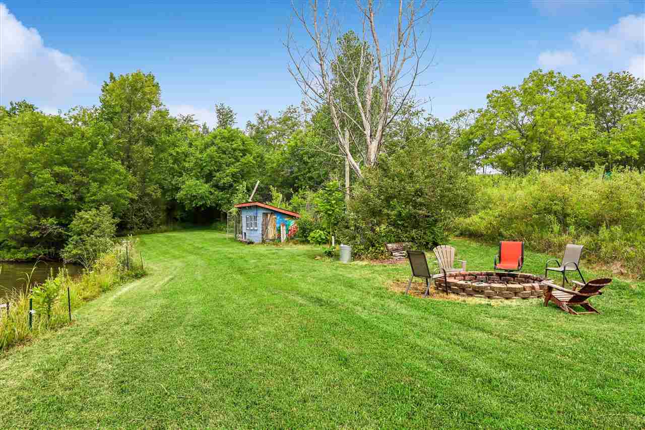 3244 170th Street Riverside IA 52327