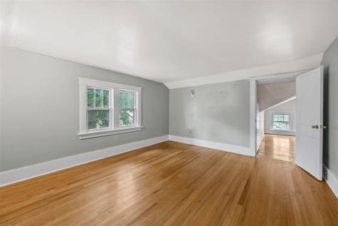 2229 Meadowbrook Drive SE Cedar Rapids IA 52403
