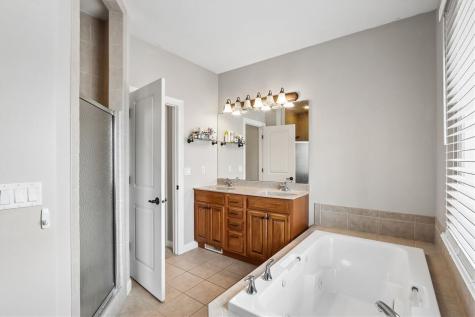 5415 Triple Crown Marion IA 52302