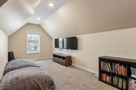 5415 Triple Crown Marion IA 52302