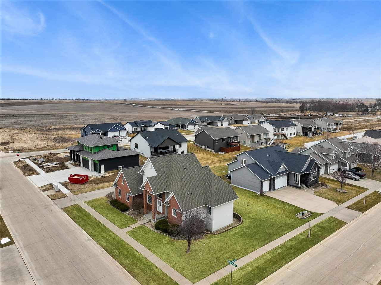 5415 Triple Crown Marion IA 52302