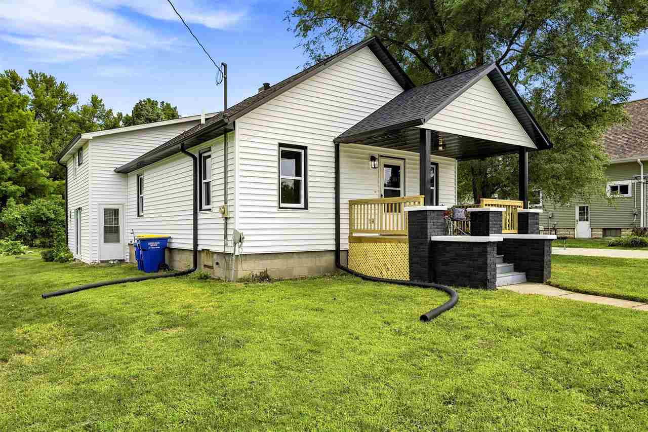 232 E Third Street Solon IA 52333