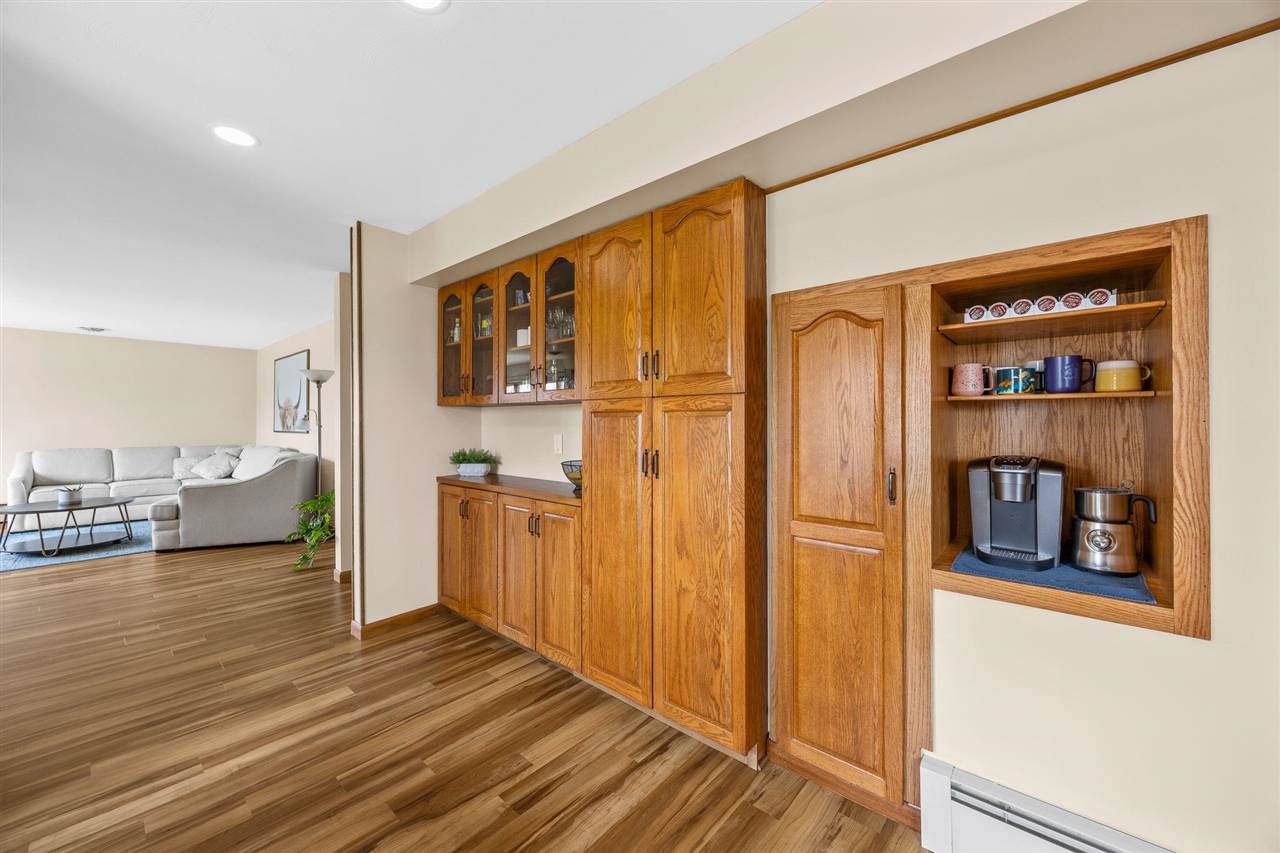 230 W Chestnut Street North Liberty IA 52317
