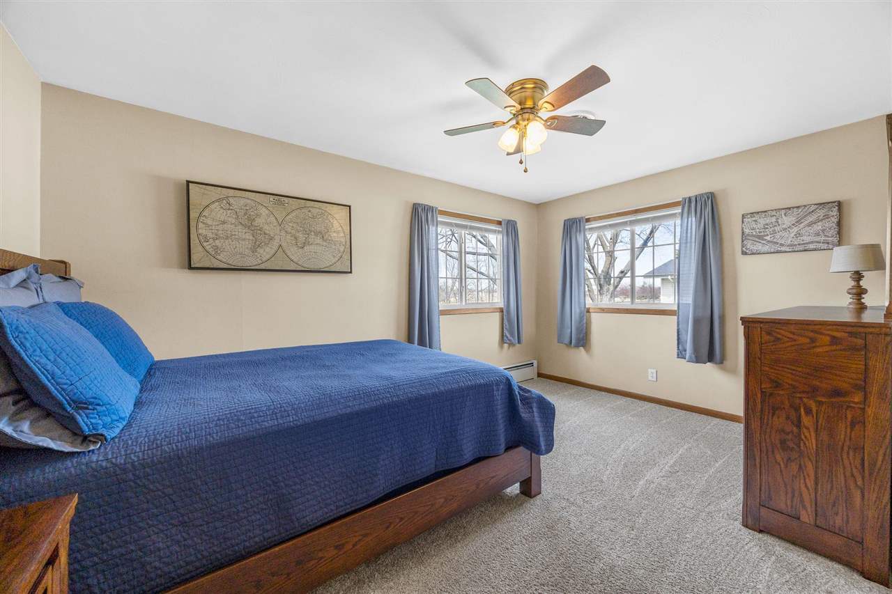 230 W Chestnut Street North Liberty IA 52317