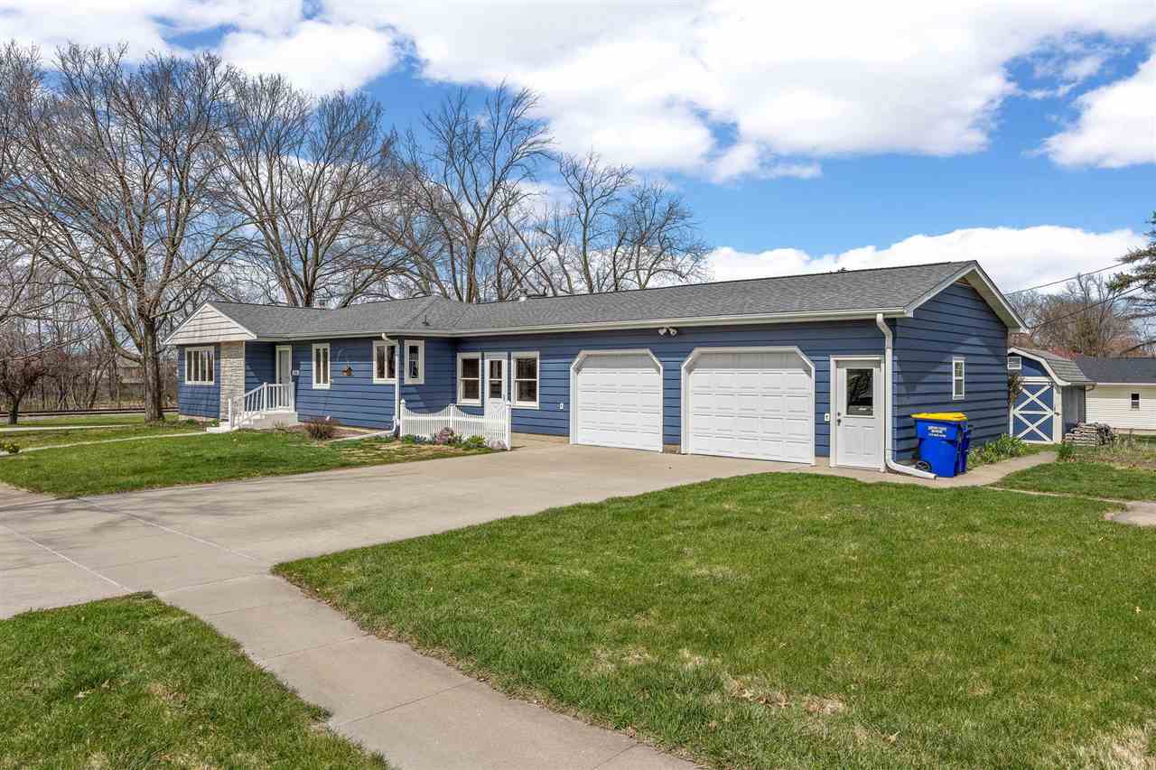 230 W Chestnut Street North Liberty IA 52317