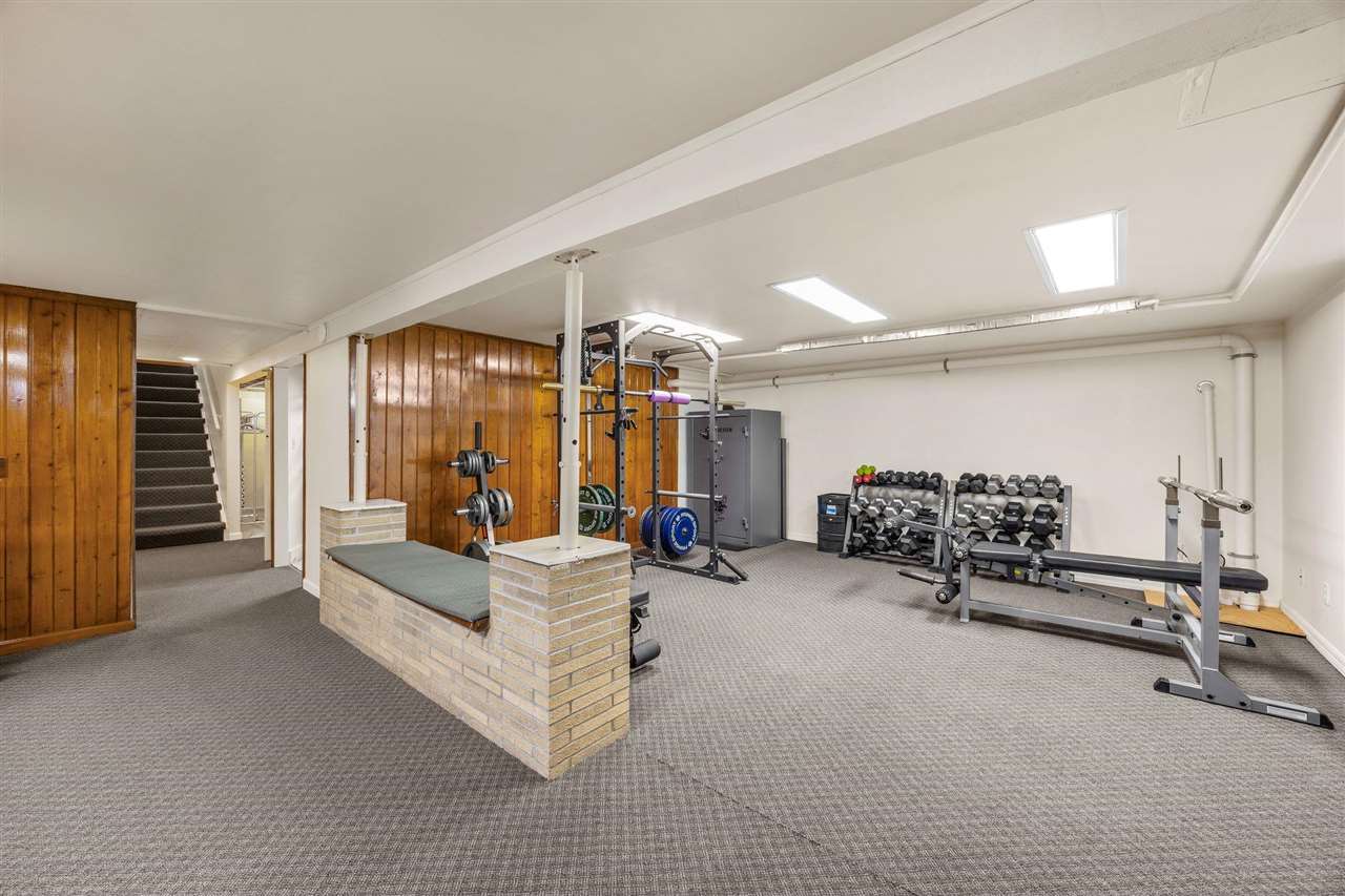 230 W Chestnut Street North Liberty IA 52317