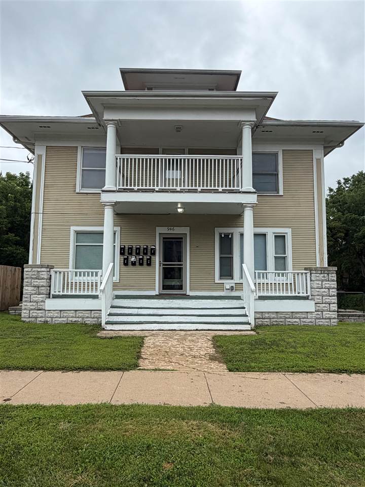 Iowa City IA, 946 Iowa Avenue