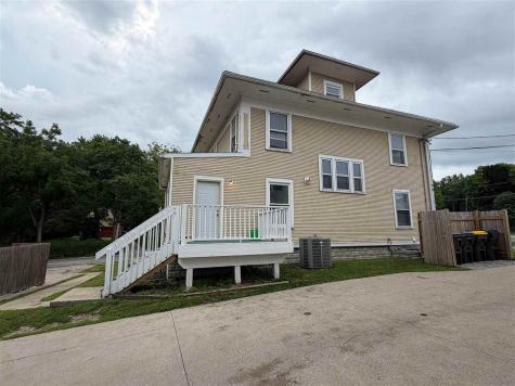 946 Iowa Avenue Iowa City IA 52245-9999