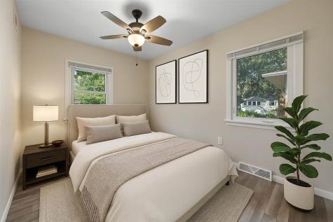 1607 Ridge Street Iowa City IA 52240