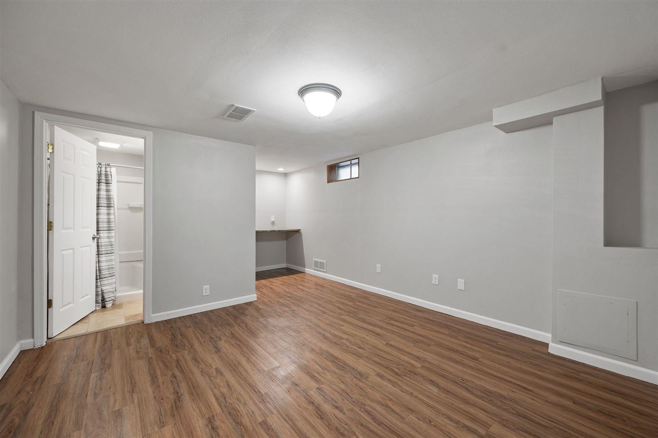 1607 Ridge Street Iowa City IA 52240