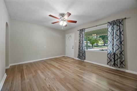 1607 Ridge Street Iowa City IA 52240