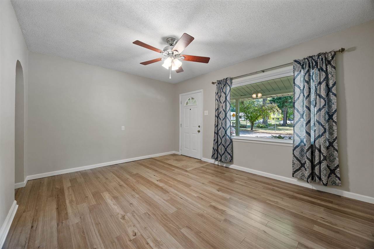 1607 Ridge Street Iowa City IA 52240