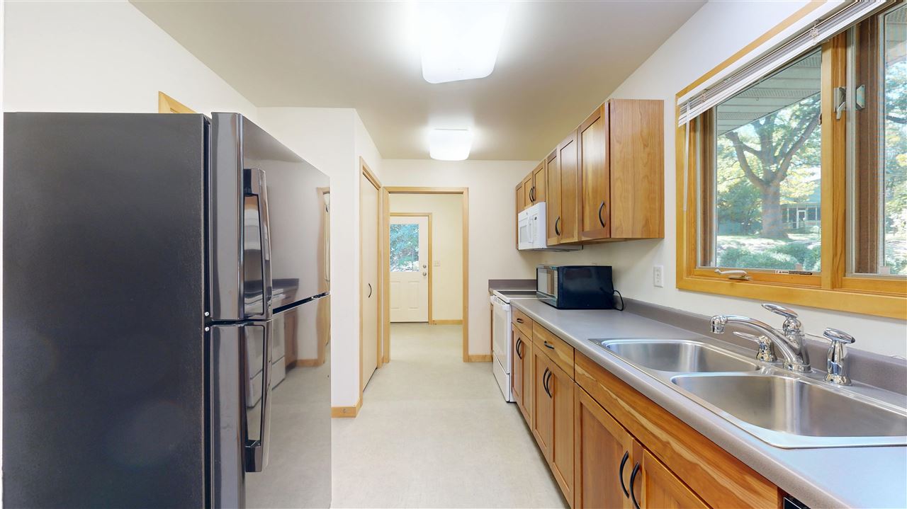 1050 Woodlawn Avenue Iowa City IA 52245-4446