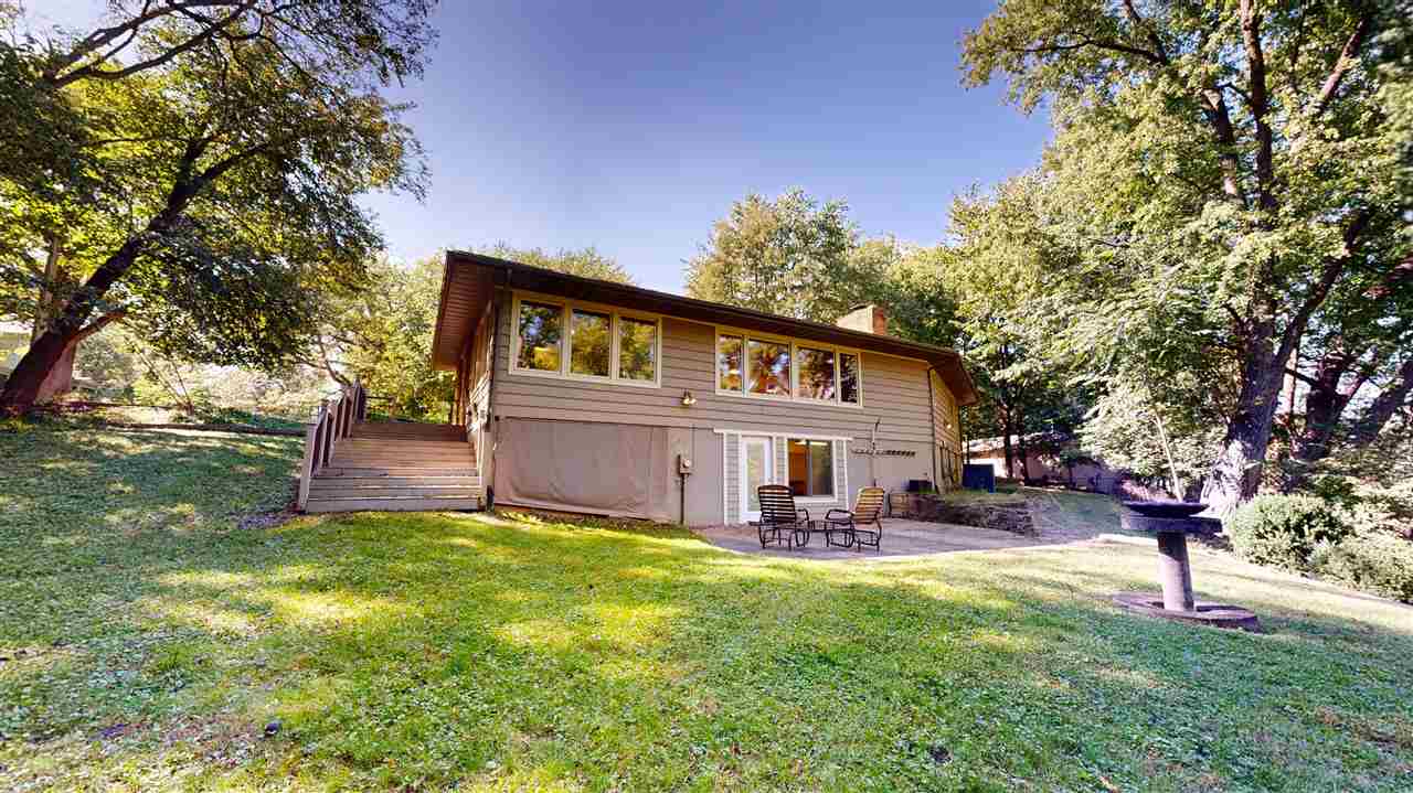 1050 Woodlawn Avenue Iowa City IA 52245-4446