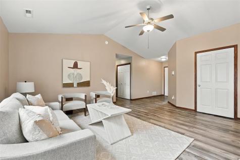 938 Oxen Lane Iowa City IA 52240
