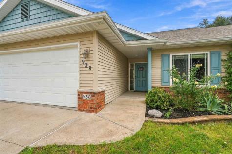 938 Oxen Lane Iowa City IA 52240