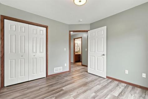 938 Oxen Lane Iowa City IA 52240