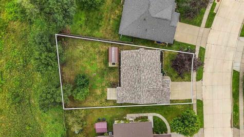 938 Oxen Lane Iowa City IA 52240