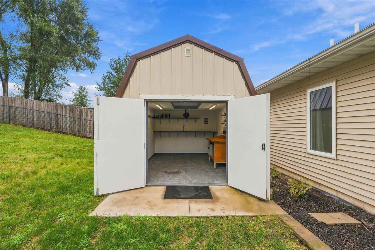 938 Oxen Lane Iowa City IA 52240