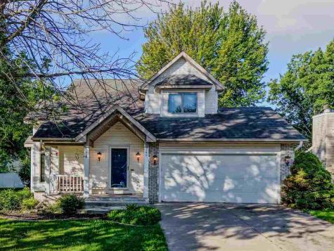 45 Heron Circle Iowa City IA 52245