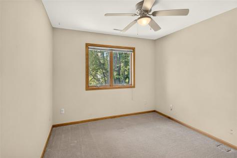 45 Heron Circle Iowa City IA 52245