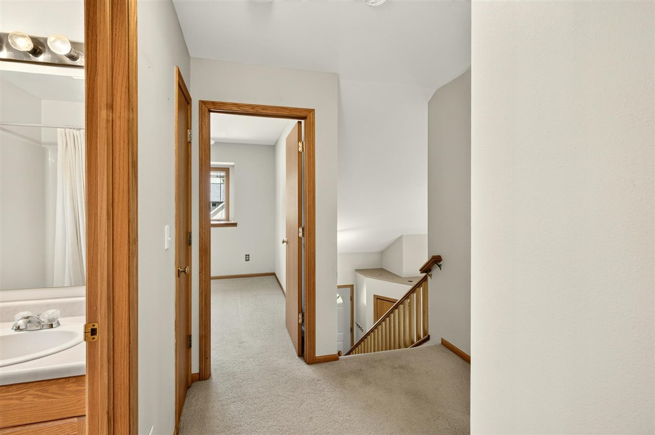 45 Heron Circle Iowa City IA 52245