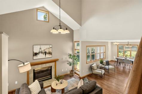 45 Heron Circle Iowa City IA 52245