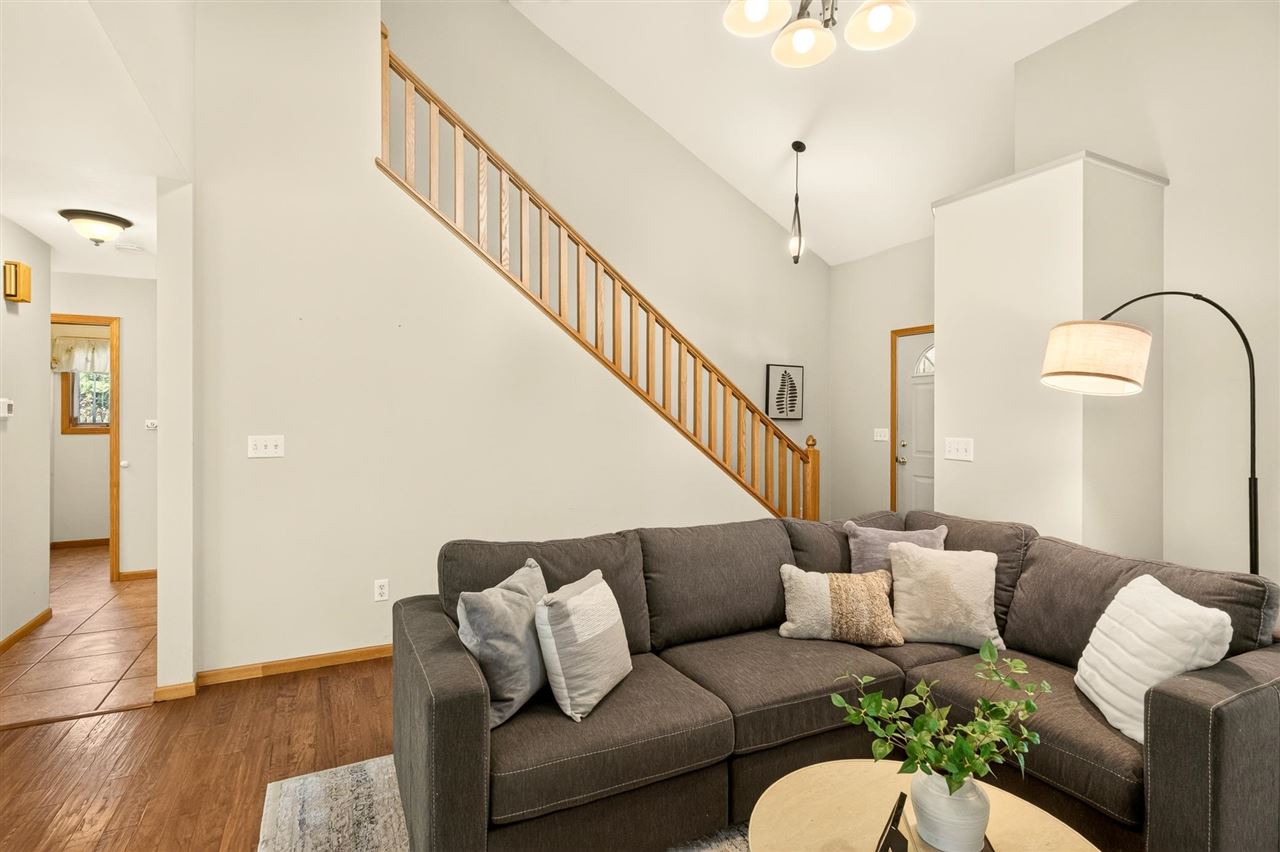 45 Heron Circle Iowa City IA 52245