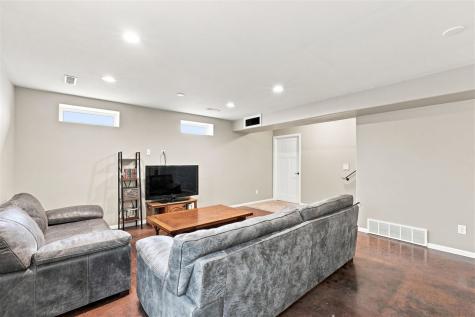 214 Cherry Lane Tiffin IA 52340
