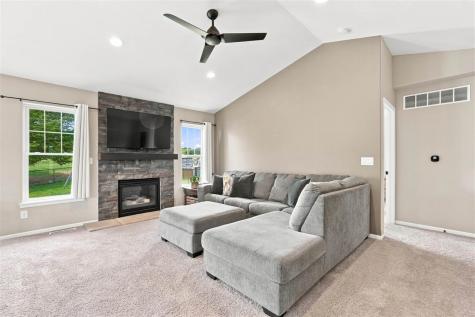 214 Cherry Lane Tiffin IA 52340