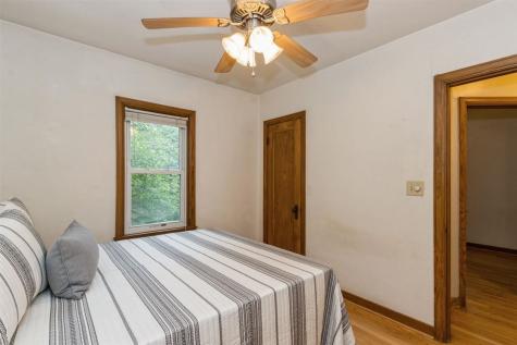 916 Roosevelt Street Iowa City IA 52240