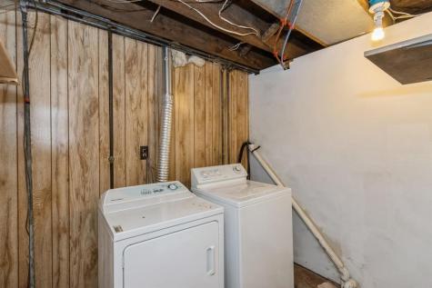 916 Roosevelt Street Iowa City IA 52240