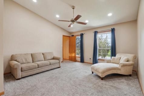 8440 Federalist Road Marion IA 52302