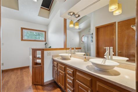 8440 Federalist Road Marion IA 52302