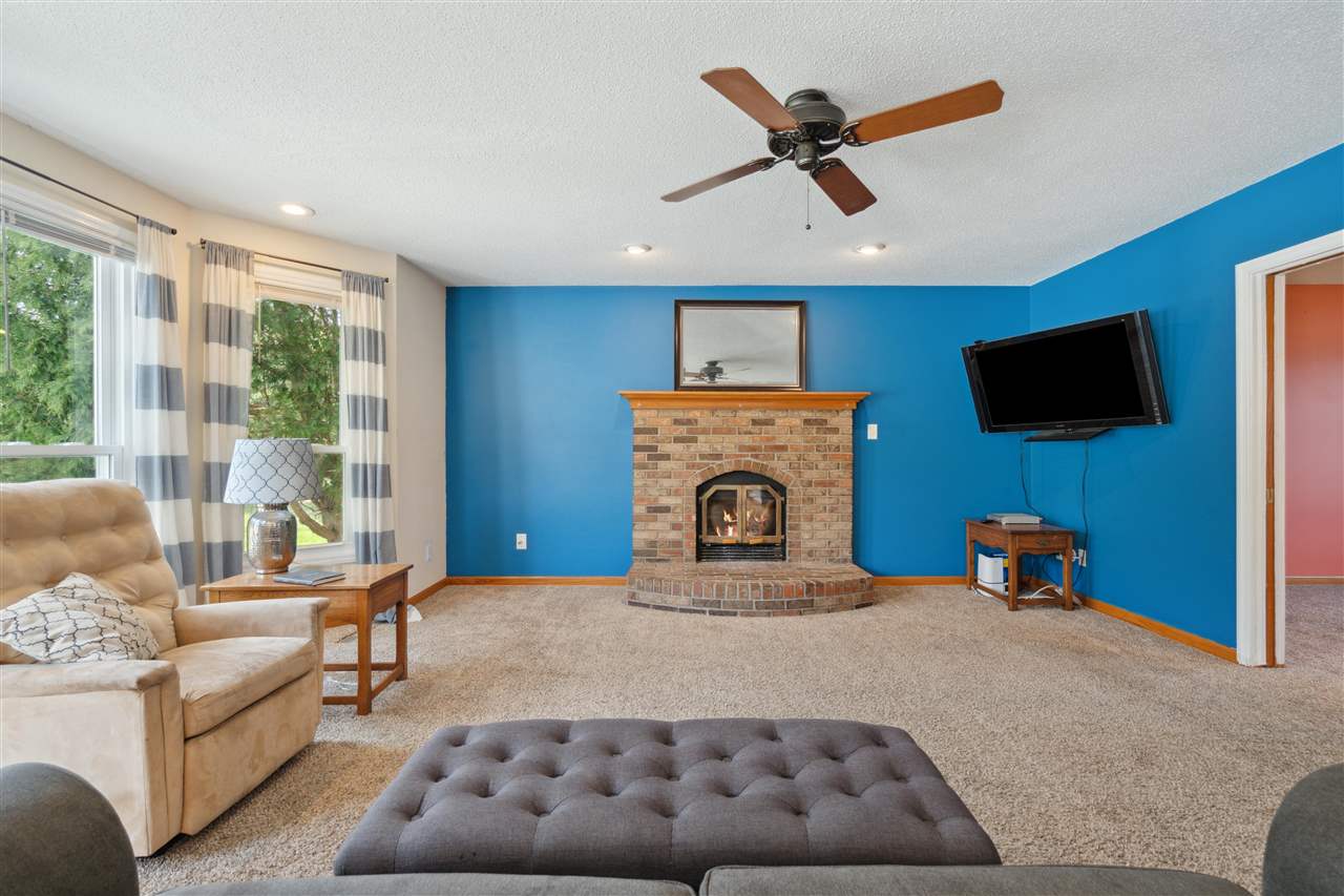 8440 Federalist Road Marion IA 52302