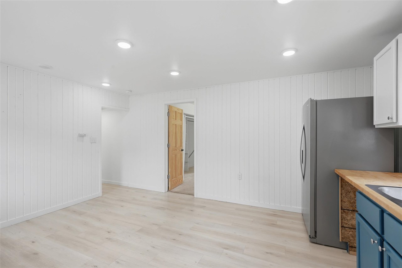 518 S 8th Avenue Washington IA 52353