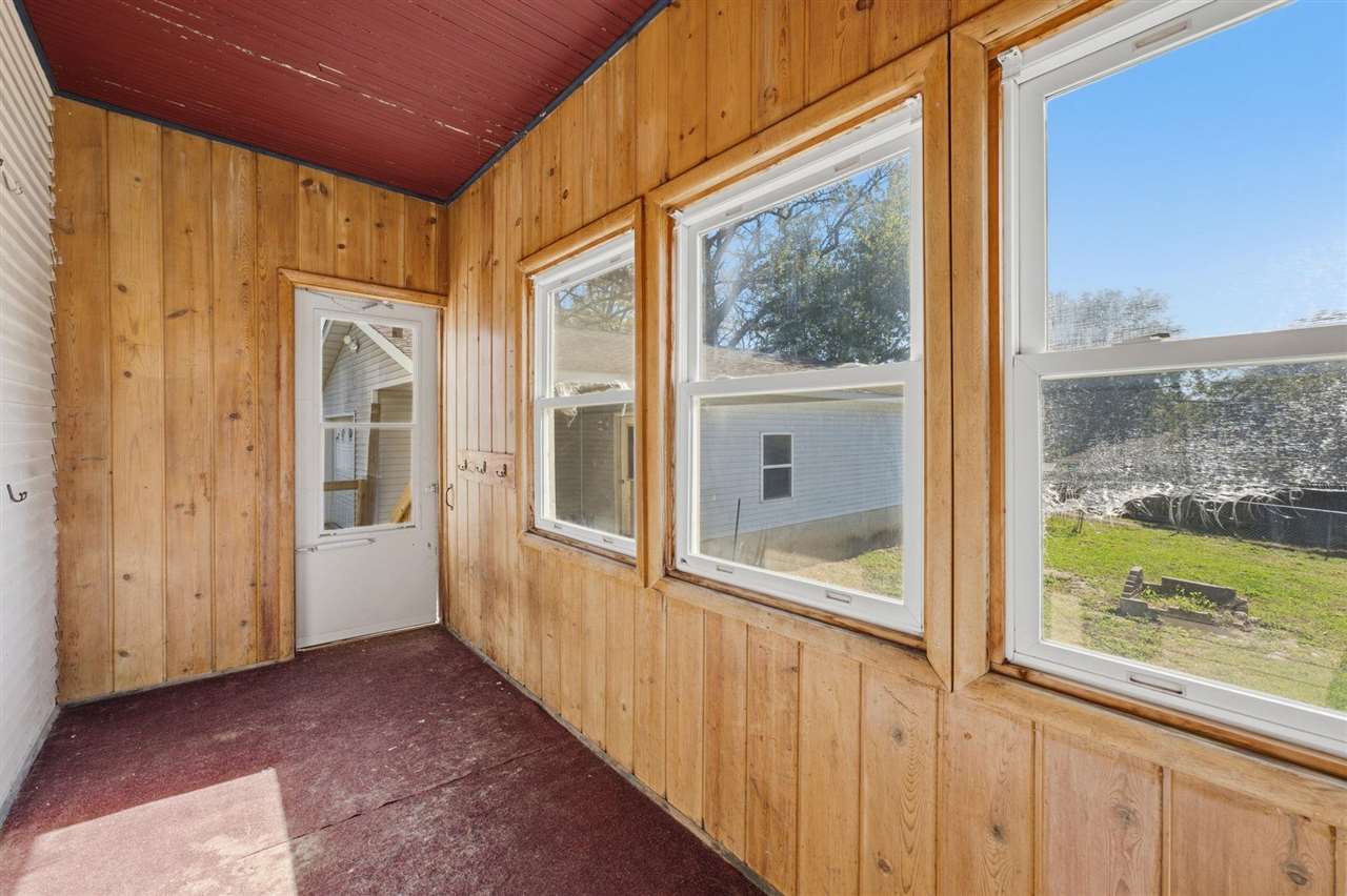 431 Washington Street Ainsworth IA 52201