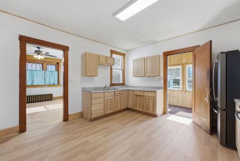 431 Washington Street Ainsworth IA 52201
