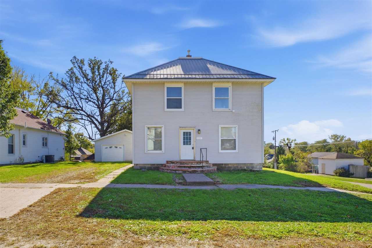 431 Washington Street Ainsworth IA 52201