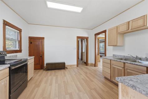 431 Washington Street Ainsworth IA 52201