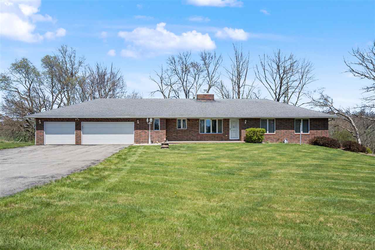 2488 Sugar Bottom Road NE Solon IA 52333