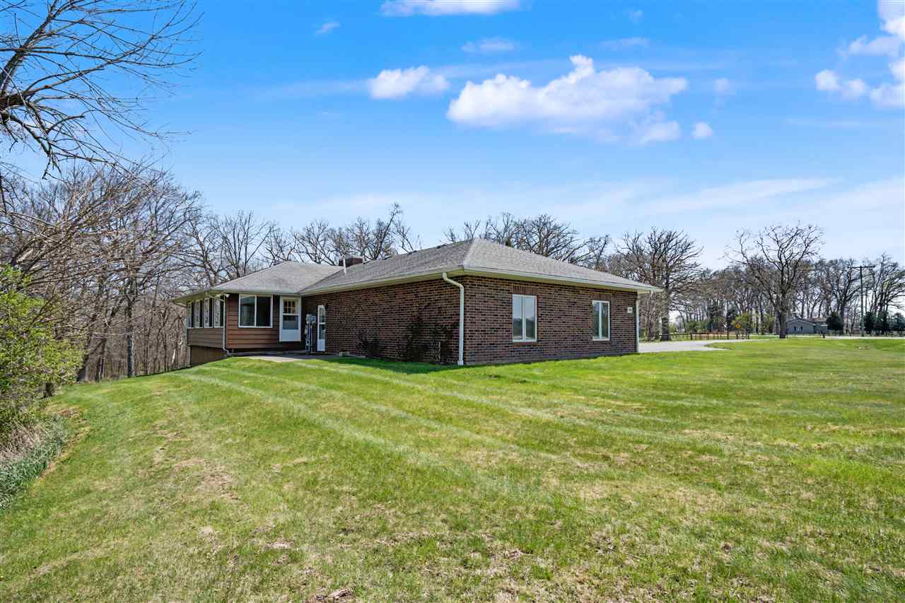 2488 Sugar Bottom Road NE Solon IA 52333