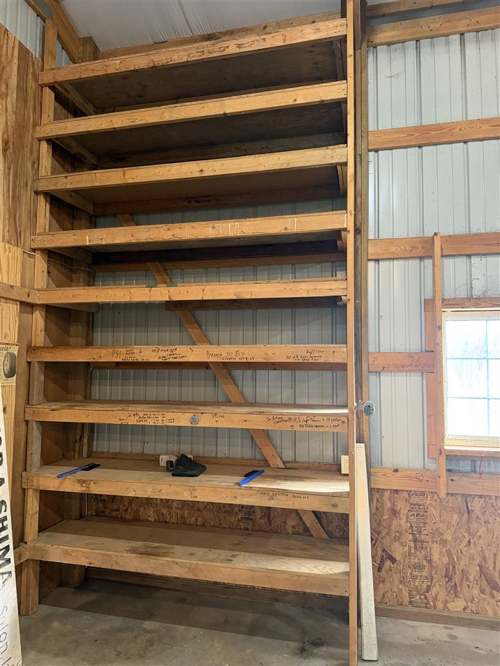 2488 Sugar Bottom Road NE Solon IA 52333