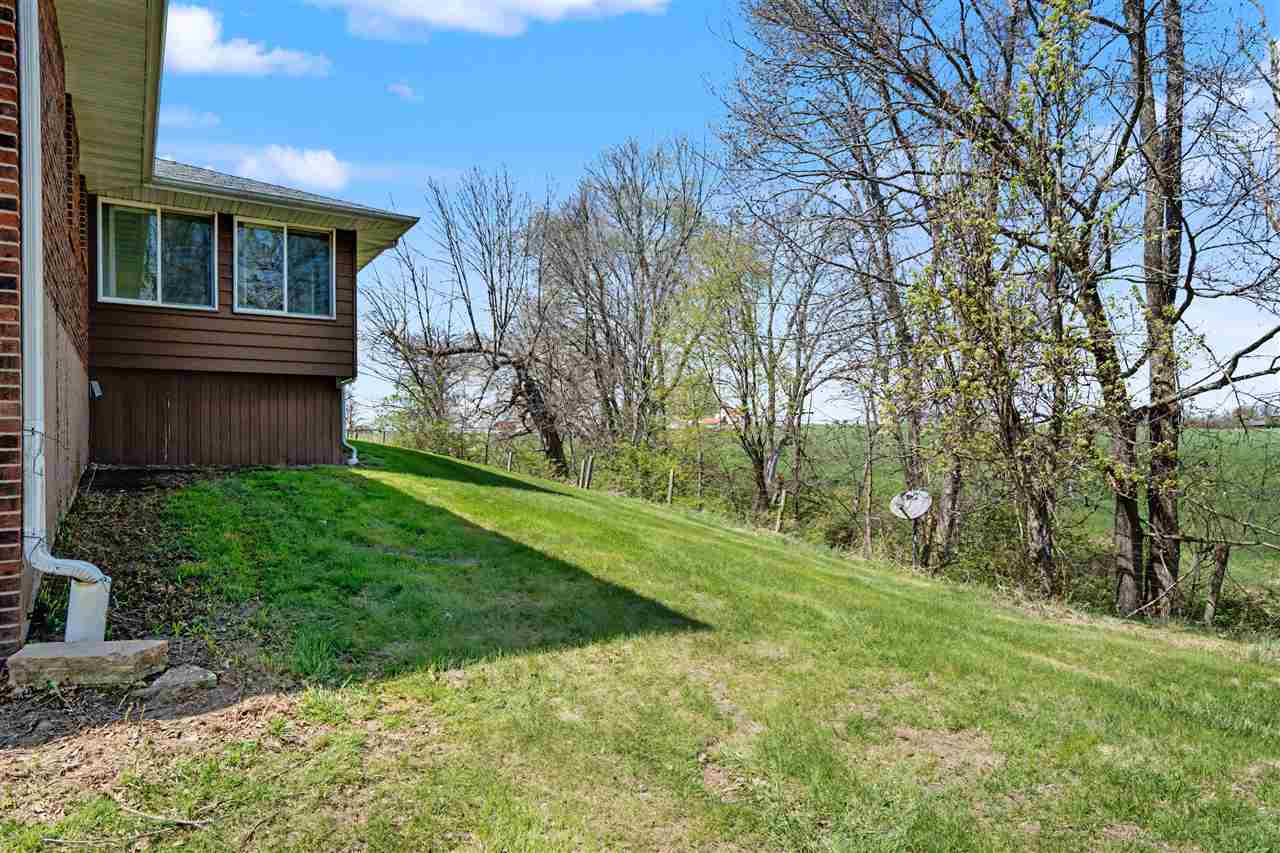 2488 Sugar Bottom Road NE Solon IA 52333