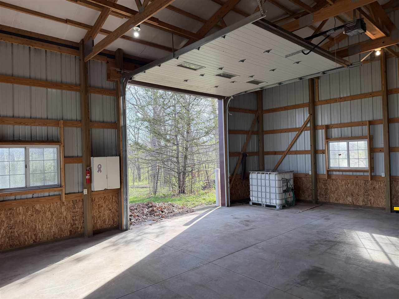 2488 Sugar Bottom Road NE Solon IA 52333