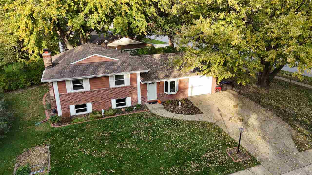 826 20th Avenue Coralville IA 52241