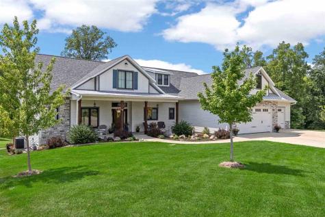 711 Owen Court Tiffin IA 52340