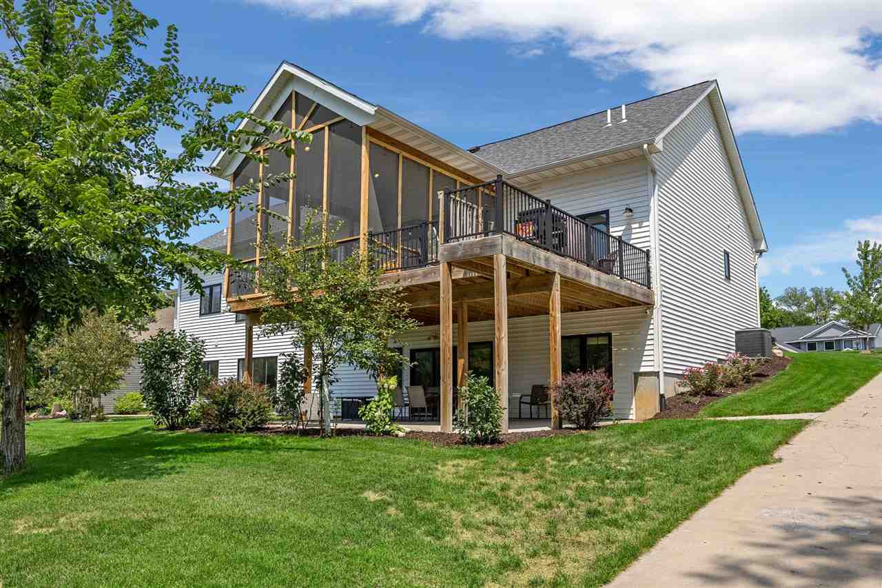 711 Owen Court Tiffin IA 52340