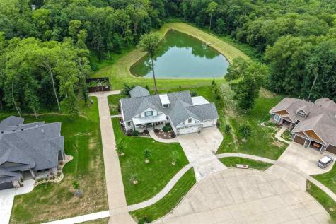 711 Owen Court Tiffin IA 52340